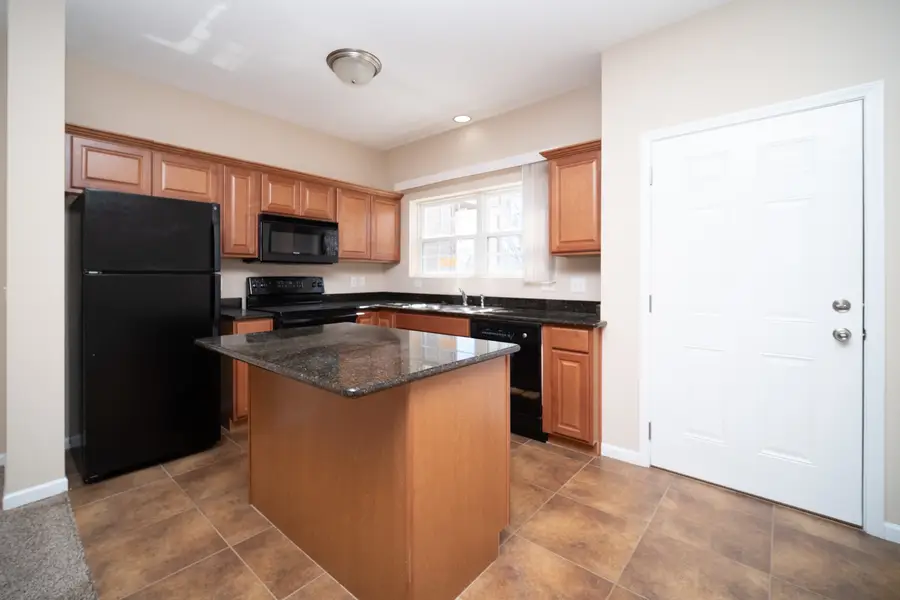 637 Stonegate Drive #CO, Sycamore, IL 60178 - #2