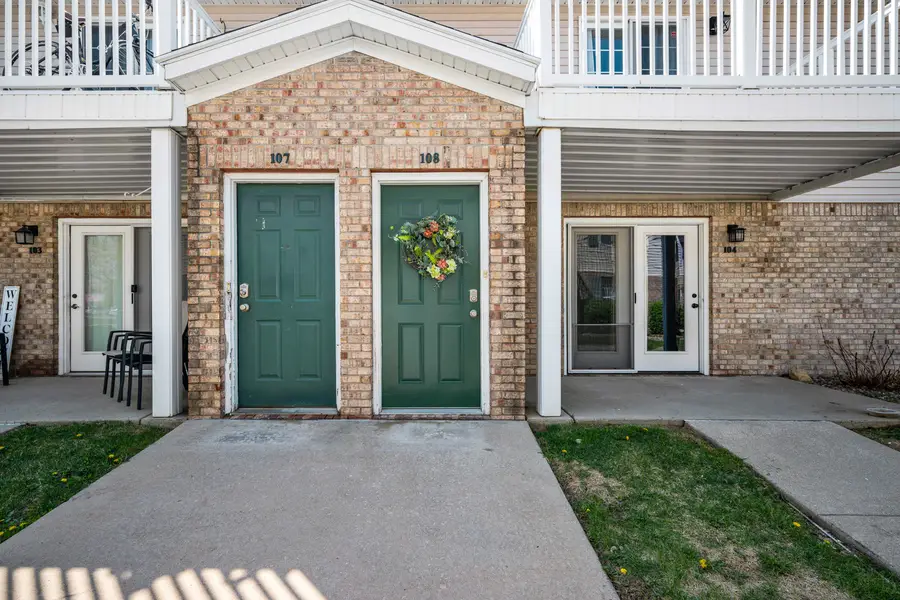 1040 Ekstam Drive #108, Bloomington, IL 61704 - #2