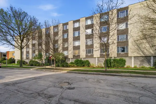 201 S Maple Avenue #103, Oak Park, IL 60302