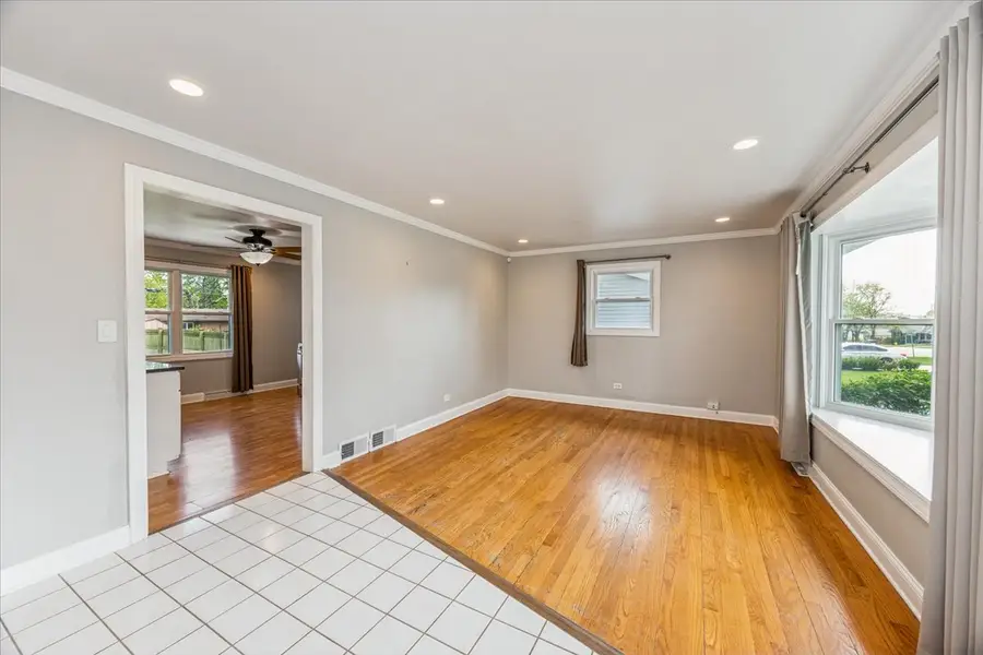 6145 Janes Avenue, Downers Grove, IL 60516 - #3