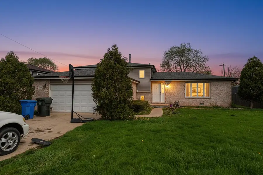 8916 W 85th Place, Justice, IL 60458 - #2