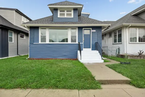 Address Withheld By Seller, Chicago, IL 60649