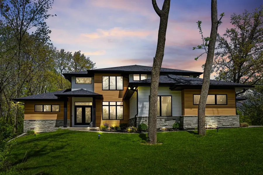 600 W 6th St Court, Coal Valley, IL 61240 - #2