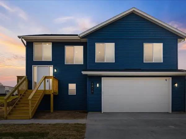1416 Duncan Drive, Muscatine, IA 52761