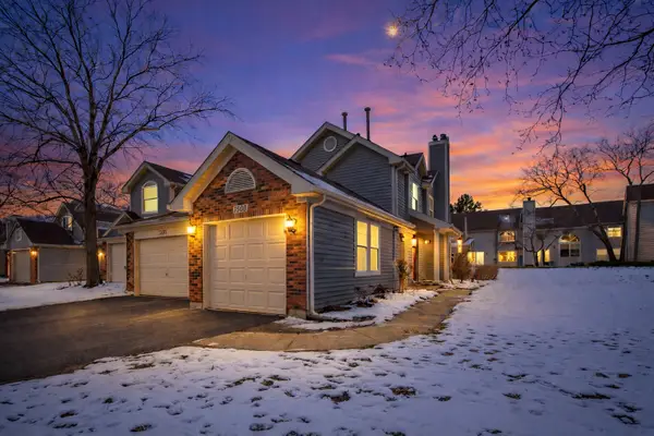 1308 Coldspring Road, Carol Stream, IL 60188