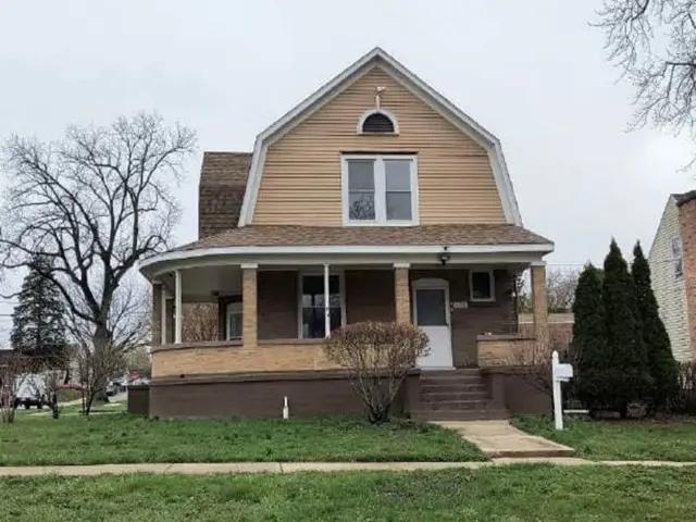 558 N Crystal Street, Elgin, IL 60123 - #2