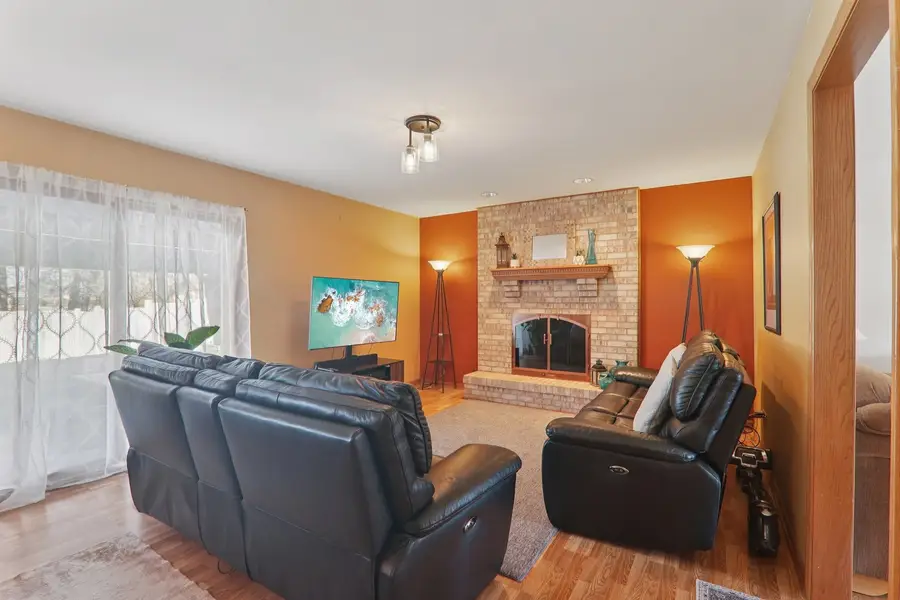 13500 Lavergne Avenue, Crestwood, IL 60418 - #2