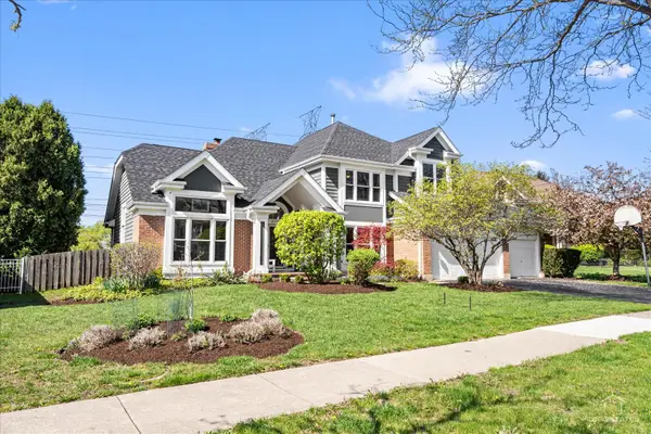 2116 Birchwood Lane, Buffalo Grove, IL 60089