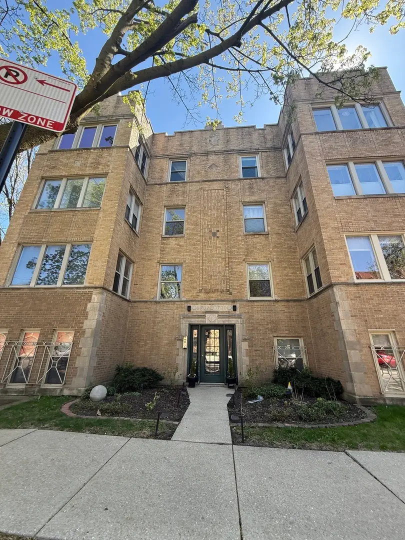 3739 W Wrightwood Avenue #1W, Chicago, IL 60647 - #1
