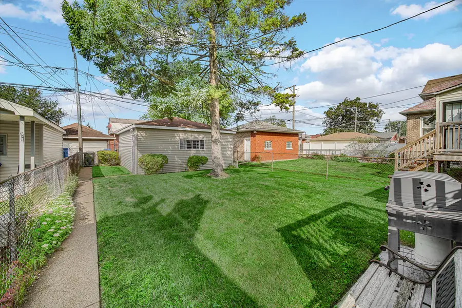 8338 S Yates Boulevard, Chicago, IL 60617 - #3