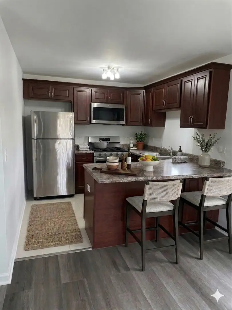 Address Withheld By Seller, Elgin, IL 60120 - #3