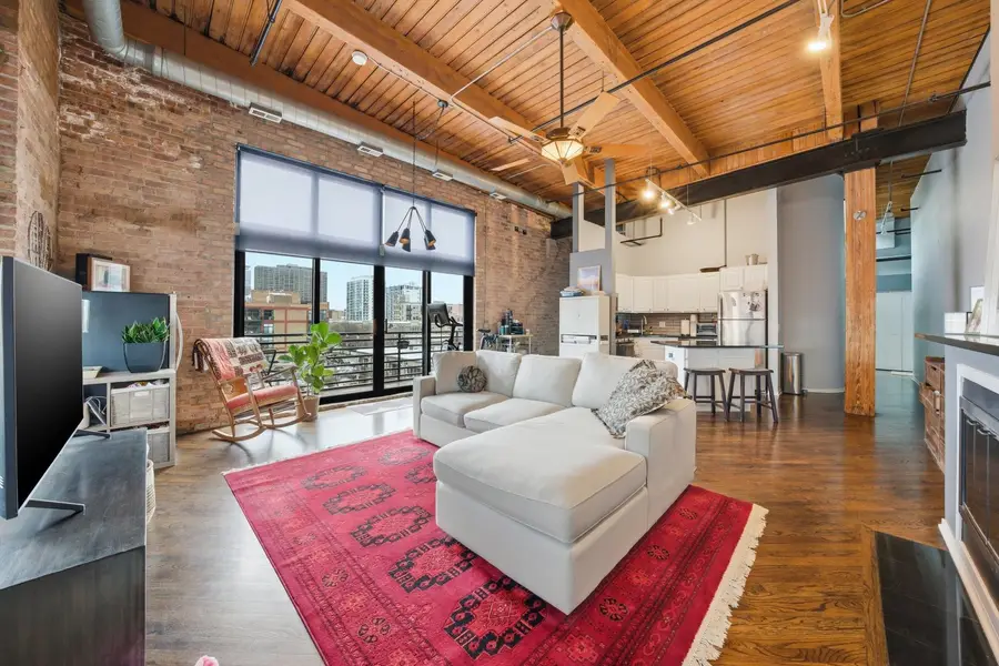 1601 S Indiana Avenue #402, Chicago, IL 60616 - #3