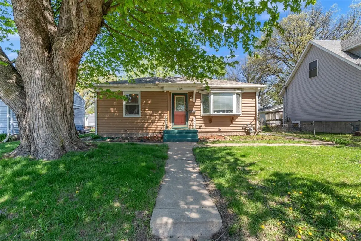 2838 Bellevue Avenue, Bettendorf, IA 52722 - #1