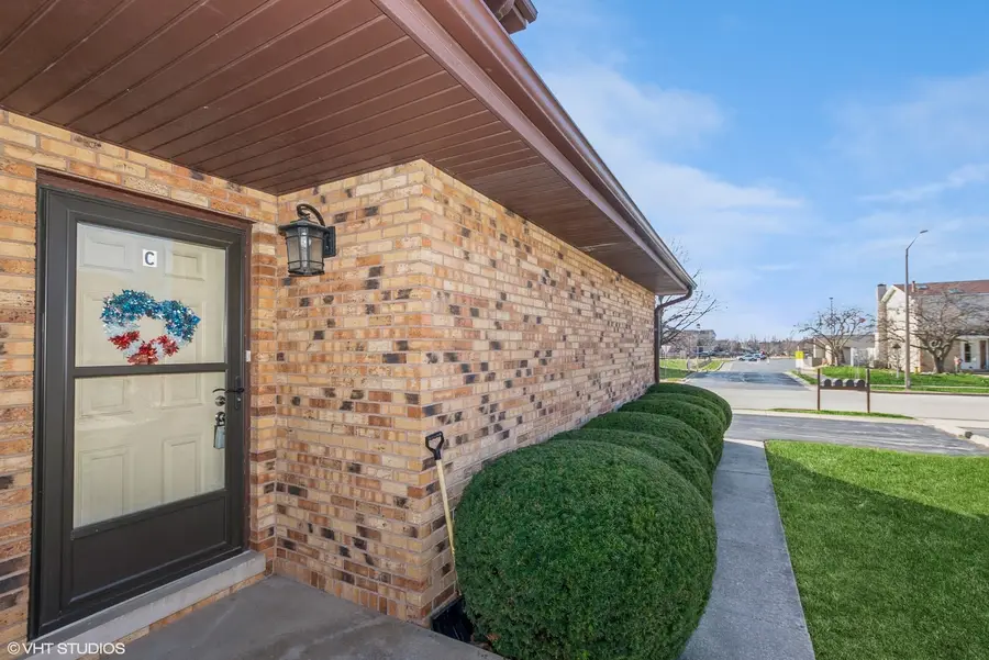 214 Manor Drive #C, New Lenox, IL 60451 - #3