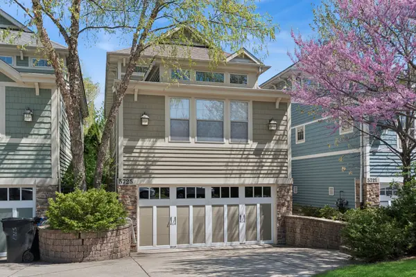 5725 N Jersey Avenue, Chicago, IL 60659