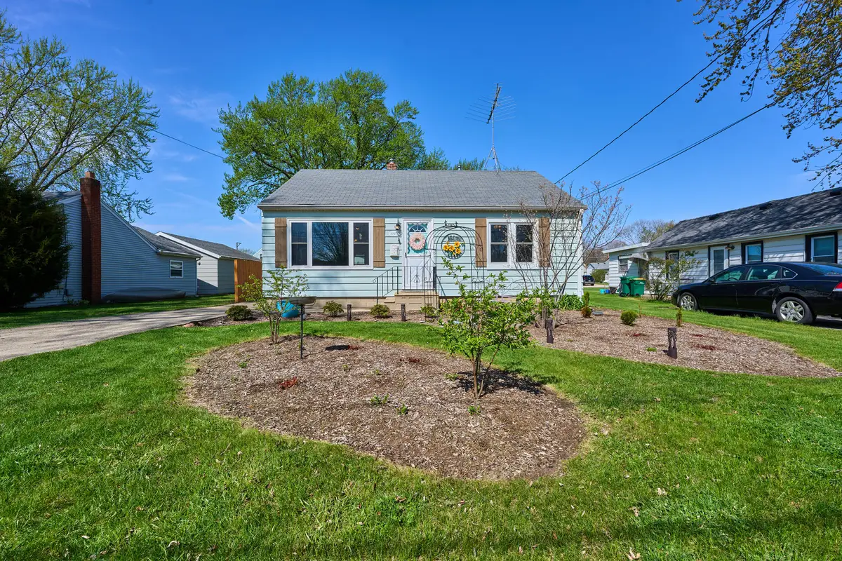 1027 Wild Street, Sycamore, IL 60178 - #1