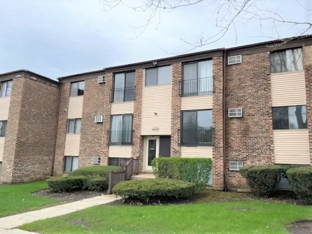 200 Dunteman Drive #202, Glendale Heights, IL 60139 - #1