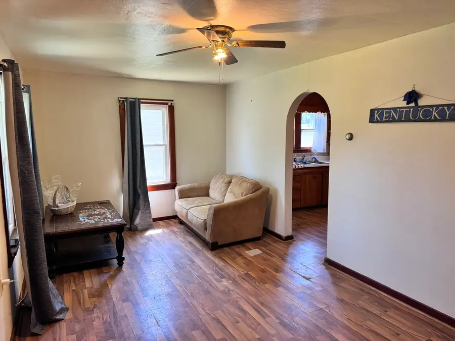 405 Penfield Street, Odin, IL 62870 - #3