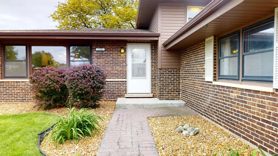 15505 Orogrande Drive, Oak Forest, IL 60452 - #2