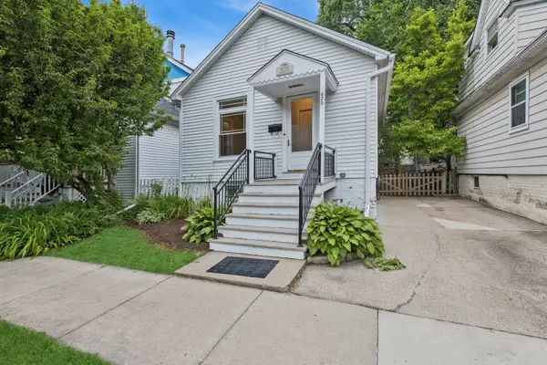 Address Withheld By Seller, Wilmette, IL 60091