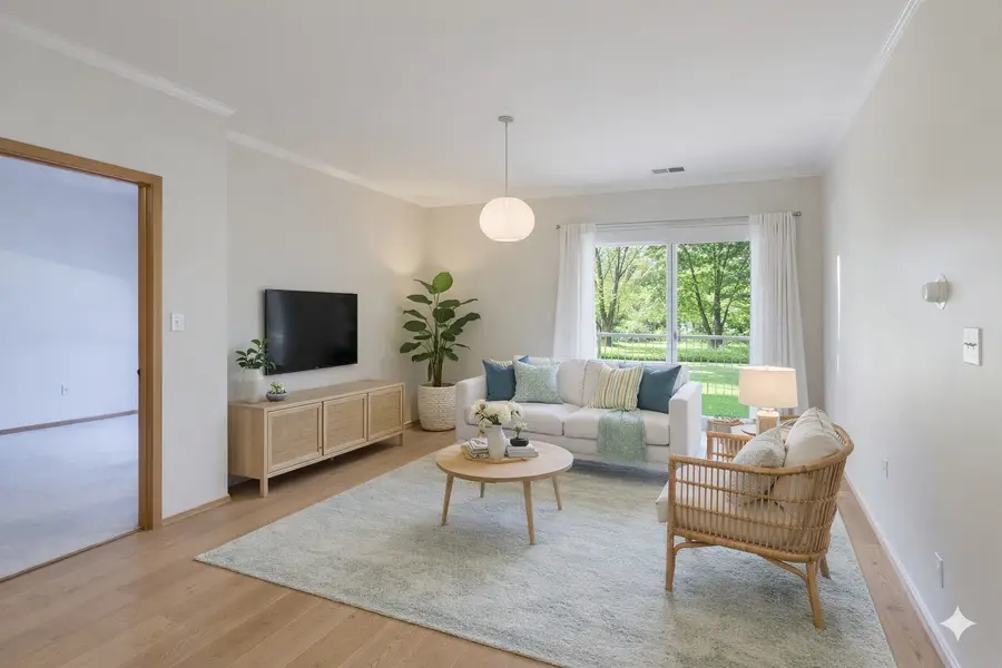 605 Barrington Avenue #140, East Dundee, IL 60118 - #3