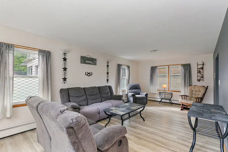 211 E Ottawa Street, Sycamore, IL 60178 - #3