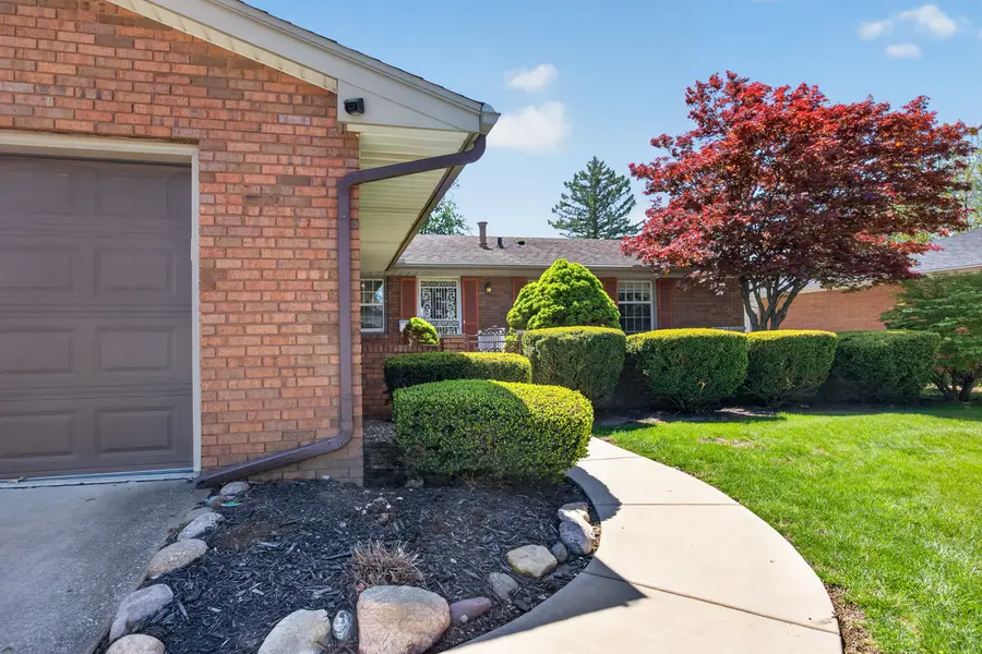 1305 E Vernon Avenue, Normal, IL 61761 - #2