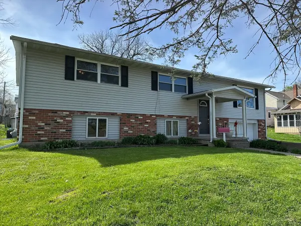 208 N College Street, Mt. Carroll, IL 61053