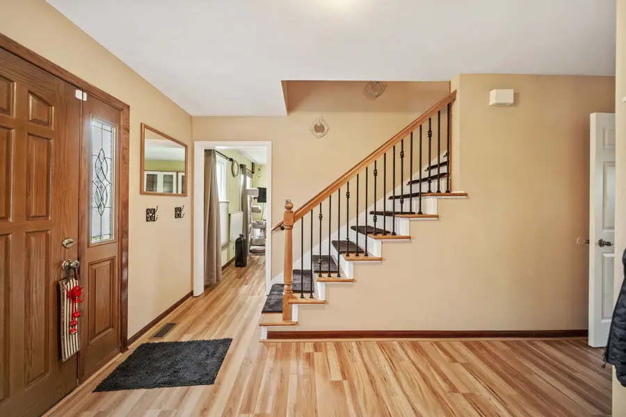 6806 Prairieview Avenue, Woodridge, IL 60517 - #2