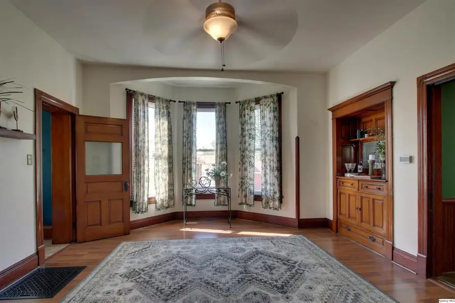 636 S 16th Street, Quincy, IL 62301 - #3