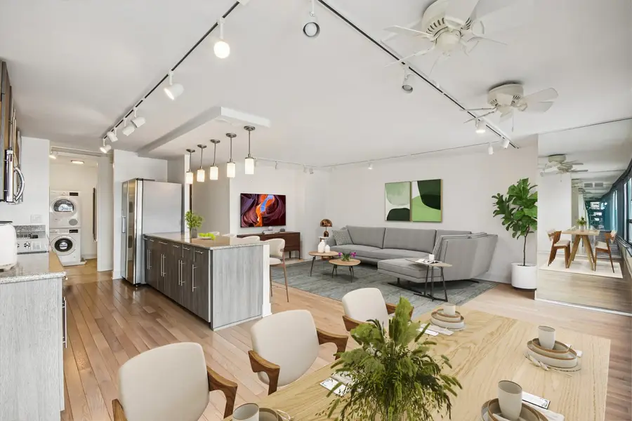 360 E Randolph Street #1102, Chicago, IL 60601 - #3