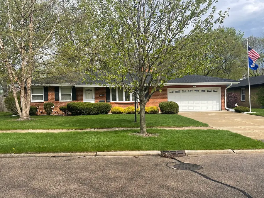 1312 Royal Drive, Montgomery, IL 60538 - #2