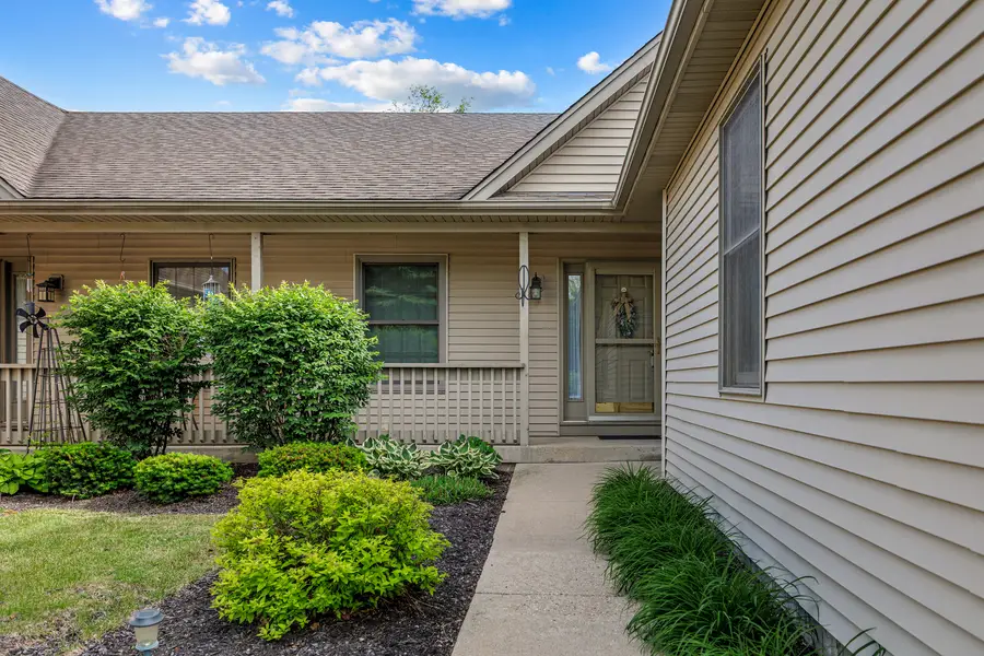 639 Hampshire Drive, Hampshire, IL 60140 - #2