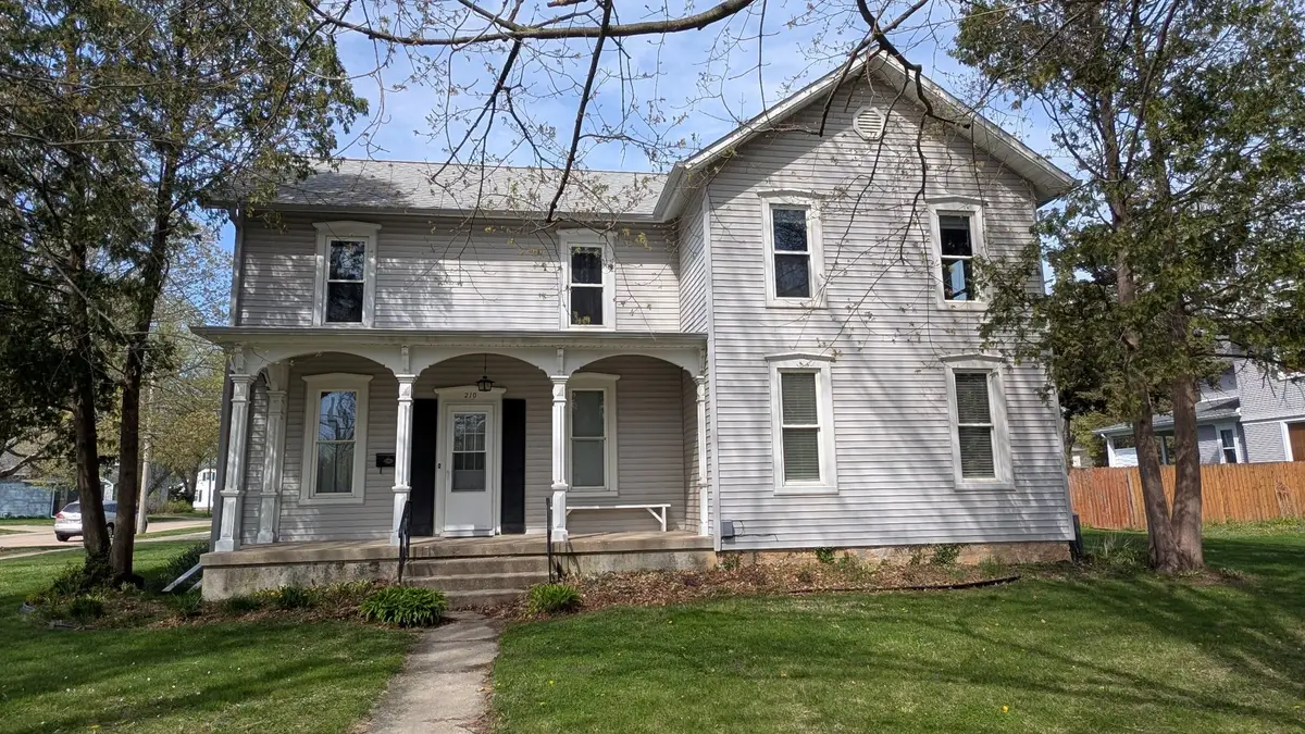 210 S 7th Street, Oregon, IL 61061 - #1