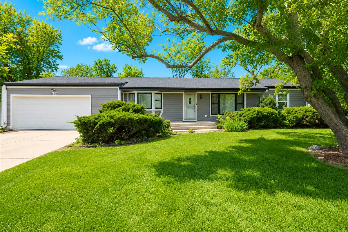 1635 Dun Lo Drive, Arlington Heights, IL 60004 - #1
