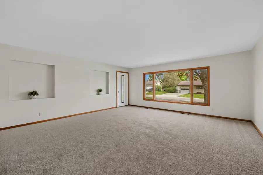 821 Diane Court, Marengo, IL 60152 - #3