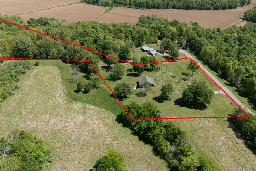 1580 Reevesville Road, Grantsburg, IL 62943 - #3