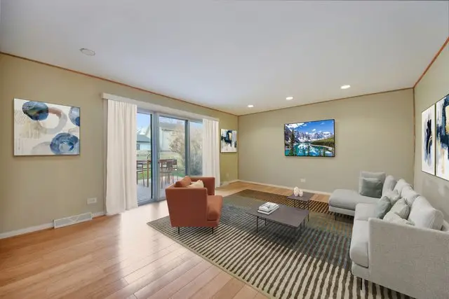 529 Ridgewood Road, Elk Grove Village, IL 60007 - #2