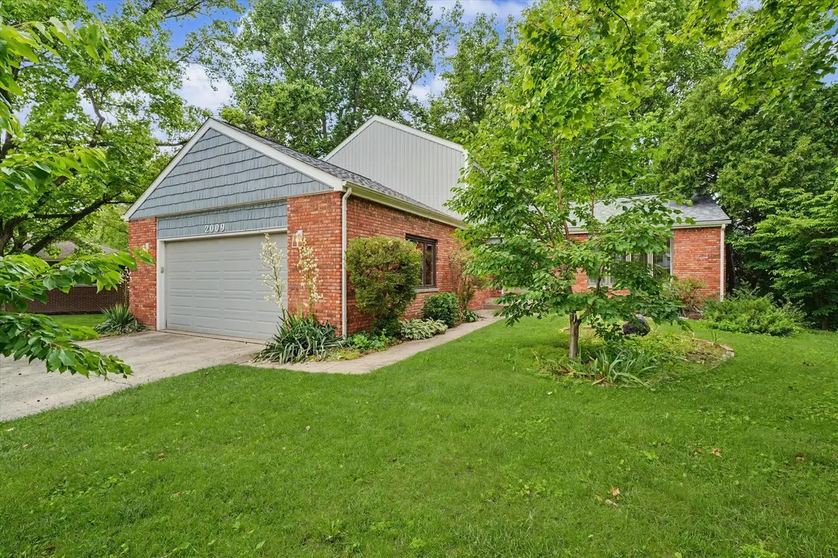 2009 Silver Court W, Urbana, IL 61801 - #1