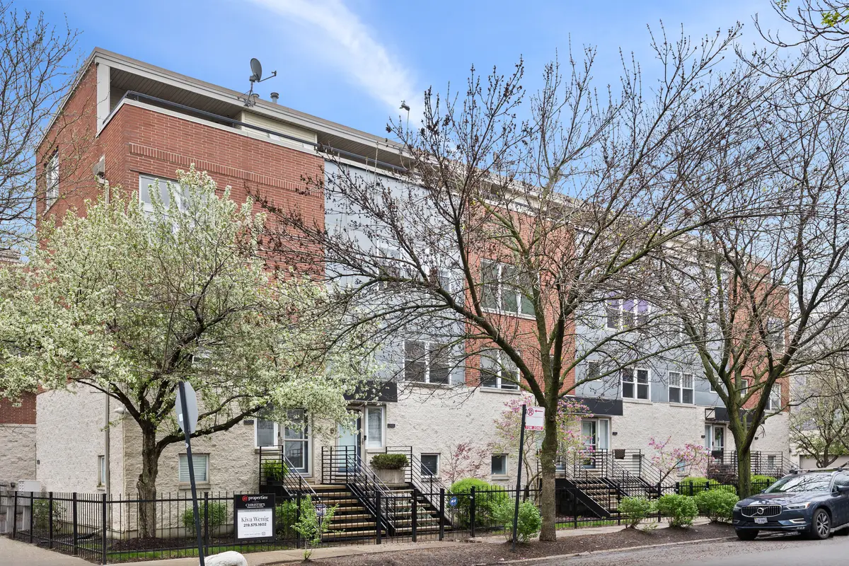 1825 N Rockwell Street, Chicago, IL 60647 - #1