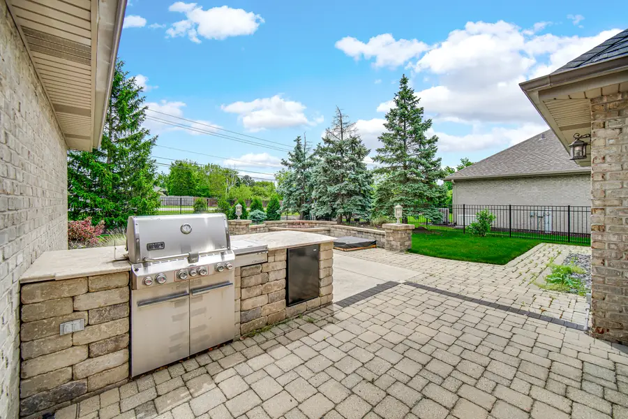 17123 Pointe Drive, Orland Park, IL 60467 - #2