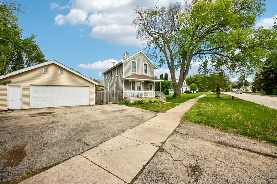 316 E Division Street, Lockport, IL 60441 - #2