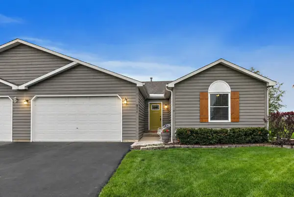 511 W Miller Avenue, Hinckley, IL 60520