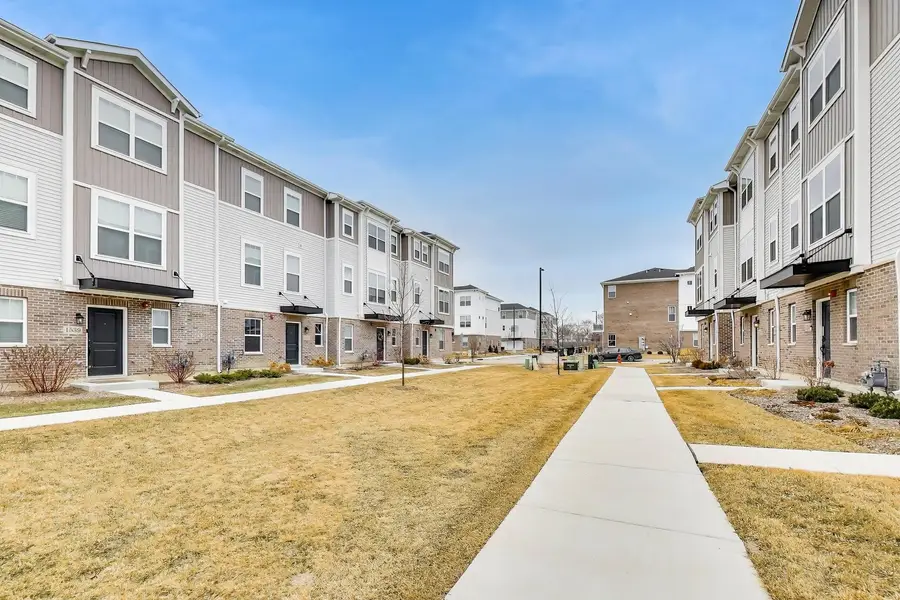 1541 Cooper Street, Des Plaines, IL 60018 - #3