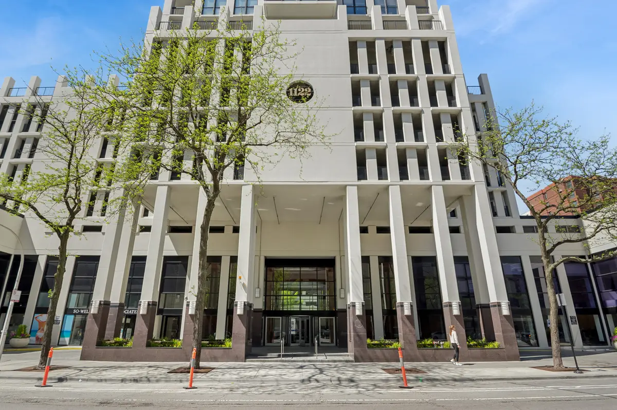 1122 N Clark Street #3905, Chicago, IL 60610 - #1