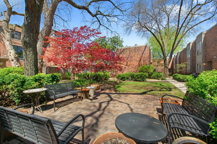 1930 N Larrabee Street, Chicago, IL 60614 - #3