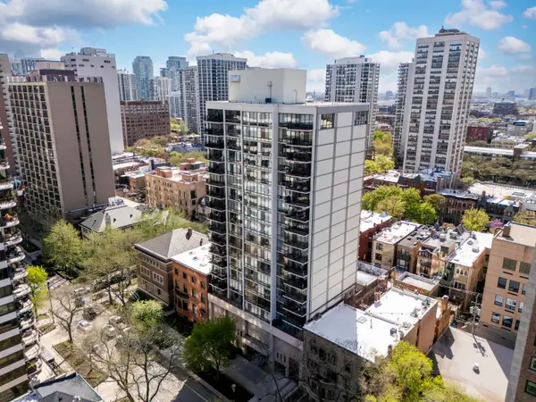 1516 N State Parkway #16D, Chicago, IL 60610