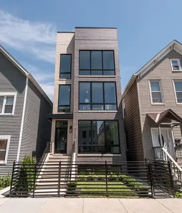 2430 W Moffat Street #3, Chicago, IL 60647 - #1