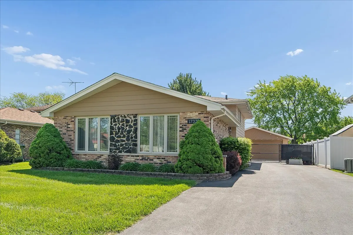 17335 Overhill Avenue, Tinley Park, IL 60477 - #1