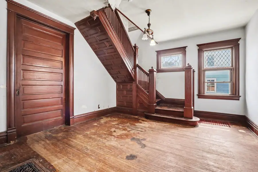 716 N Main Street, Sandwich, IL 60548 - #3